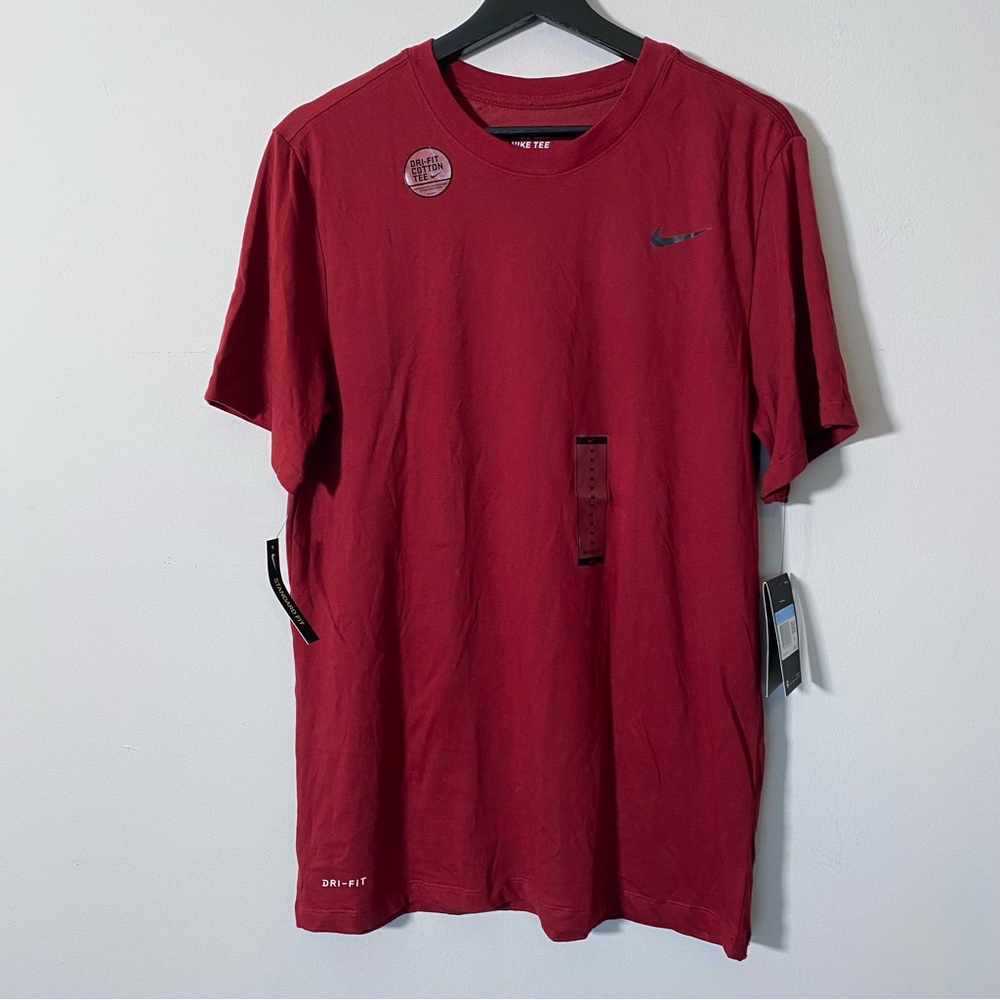 Nike Men's dri-fit cotton tee crew neck short sleeve training tee in size M NEW